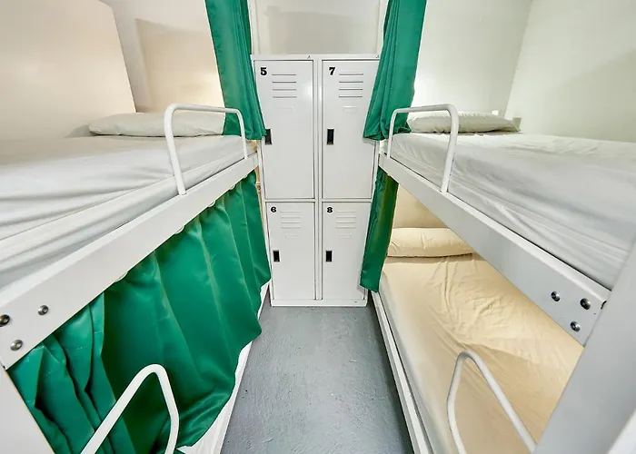 Hola Hostal Eixample